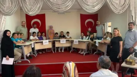 Dölekli Ortaokulu - BİLGİ YARIŞMASI