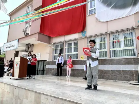 Edebali İlkokulu - RESMİ TÖRENLER
