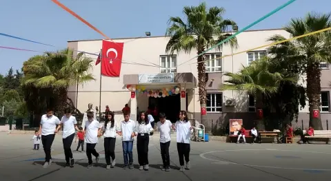 Eğlence Şehitler Ortaokulu - 23 NİSAN ULUSAL EGEMENLİK VE ÇOCUK BAYRAMLARI