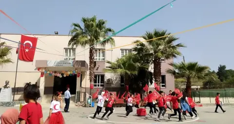 Eğlence Şehitler Ortaokulu - 23 NİSAN ULUSAL EGEMENLİK VE ÇOCUK BAYRAMLARI