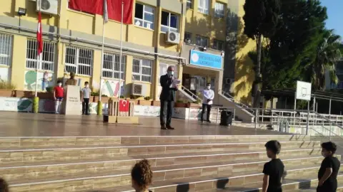 Ertuğrul Gazi İlkokulu - 10 KASIM ATATÜRKÜ ANMA GÜNÜ