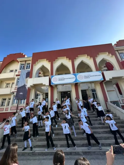 Toki Ertuğrulgazi İmam Hatip Ortaokulu - Albüm