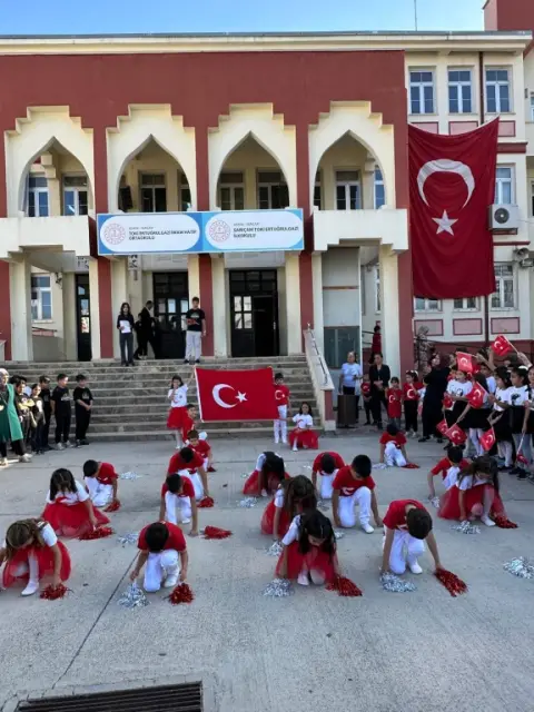 Toki Ertuğrulgazi İmam Hatip Ortaokulu - Albüm