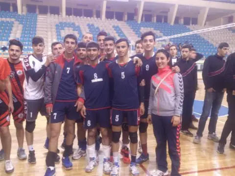 Fatih Terim Anadolu Lisesi - voleybol 2015-2016