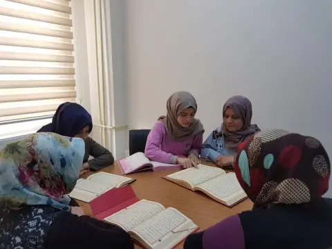 Fatıma Zehra Kız Anadolu İmam Hatip Lisesi - Kuranı Kerim Dersleri 2017