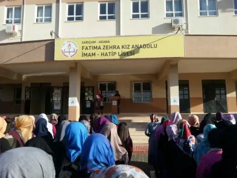 Fatıma Zehra Kız Anadolu İmam Hatip Lisesi - 12 Mart İstiklal Marşı Kabulü