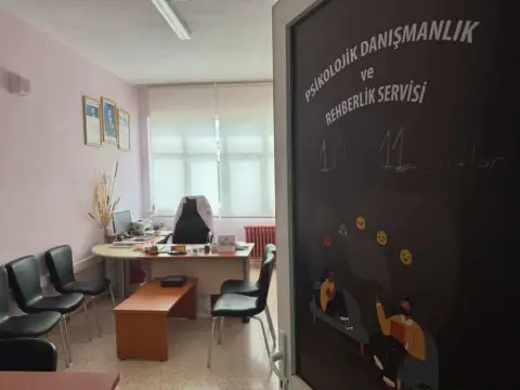 Dr.M. Feyyaz Etiz Anadolu Lisesi - OKULUMUZ DEĞİŞİYOR