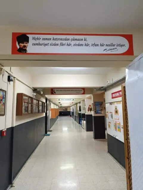 Dr.M. Feyyaz Etiz Anadolu Lisesi - OKULUMUZ DEĞİŞİYOR