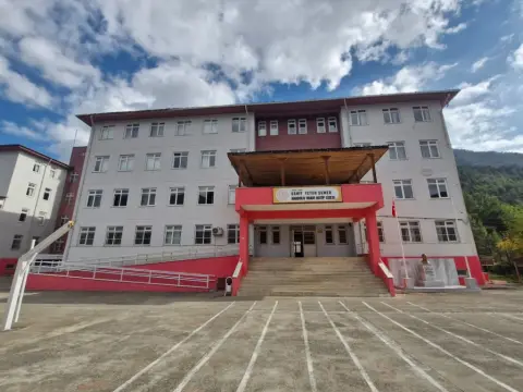 Feke Şehit Yeter Şener Anadolu İmam Hatip Lisesi - Okul ve pansiyon Görsellerimiz