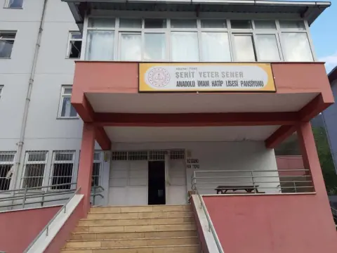 Feke Şehit Yeter Şener Anadolu İmam Hatip Lisesi - Okul ve pansiyon Görsellerimiz