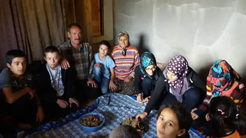 Feke İmam Hatip Ortaokulu - MANSURLU VE ŞAHMURATLI MAH. VELİ ZİYARETİ