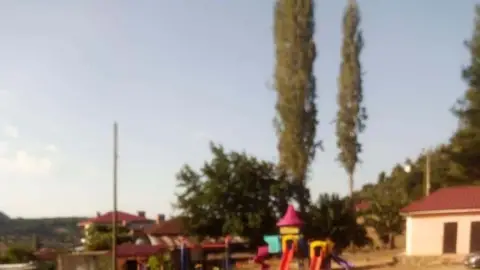 Kırıkuşağı İlkokulu - Albüm