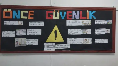 Gaziköyü İlkokulu - Albüm
