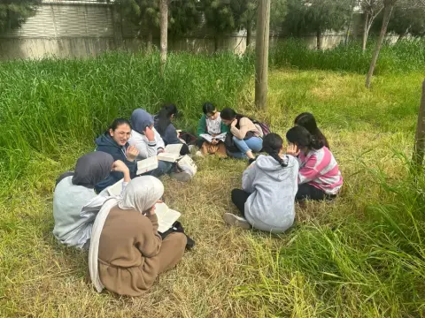 Gülbahçesi Kız Anadolu Lisesi - kitap okuma