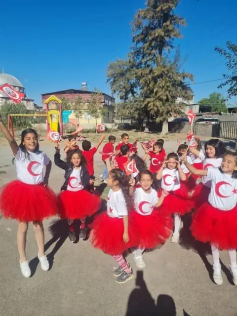 Hasırağcı İlkokulu - Albüm