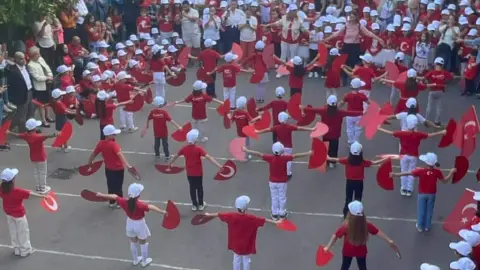 Hayriye Kemal Kusun İlkokulu - Albüm