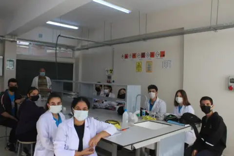 Heydar Aliyev Mesleki ve Teknik Anadolu Lisesi - PETROKİMYA ATÖLYESİ
