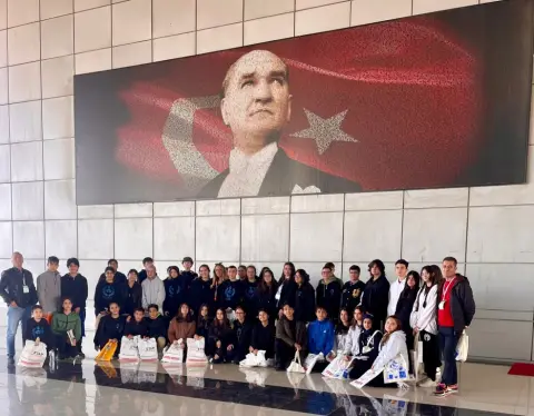 Hüsnü M. Özyeğin Anadolu Lisesi - ÇÜ KONGRE MERKEZİ ÜNİVERSİTE TANITIM GÜNLERİ