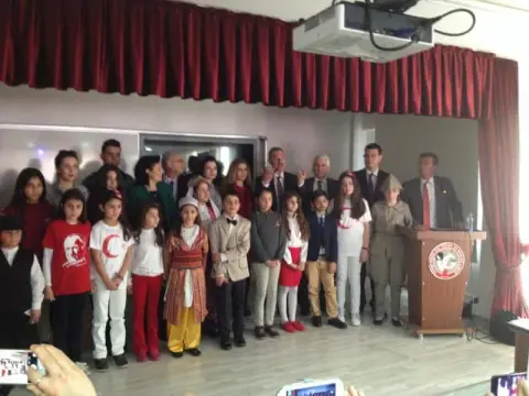 İbn-i Sina Ortaokulu - İstiklal Marşı 2016