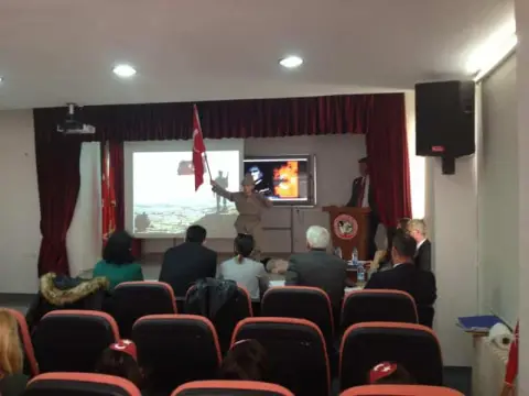 İbn-i Sina Ortaokulu - İstiklal Marşı 2016