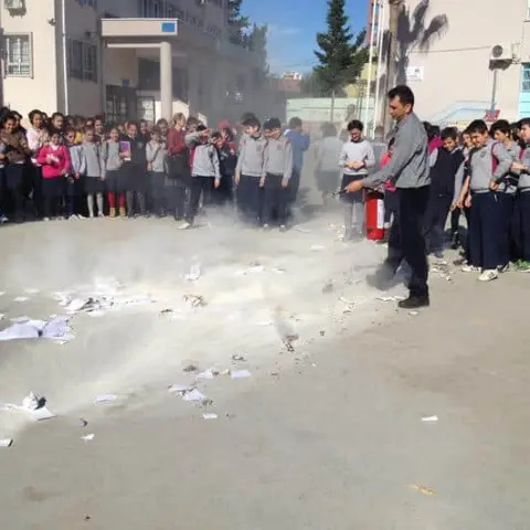 İbn-i Sina Ortaokulu - tatbikat