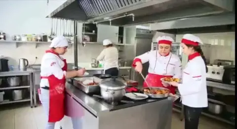 Seyhan İsmet İnönü Kız Mesleki ve Teknik Anadolu Lisesi - Okulumuz
