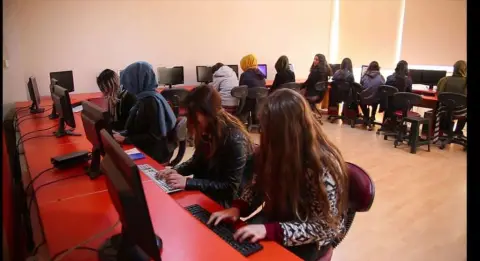 Seyhan İsmet İnönü Kız Mesleki ve Teknik Anadolu Lisesi - Okulumuz