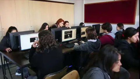 Seyhan İsmet İnönü Kız Mesleki ve Teknik Anadolu Lisesi - Okulumuz