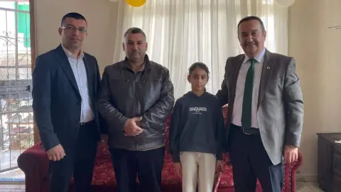 Cumhuriyet İlkokulu - Albüm