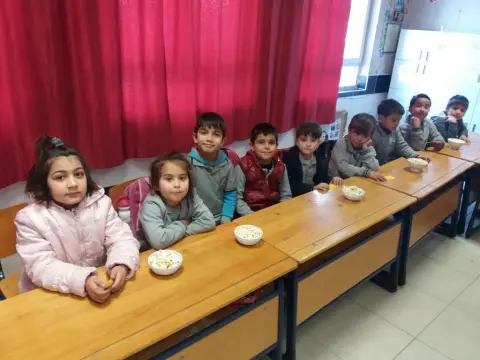 Sevinçli Şehit Mehmet Erdoğan İlkokulu - patlamış mısır sineması