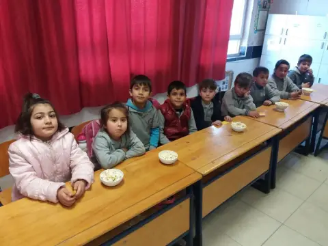 Sevinçli Şehit Mehmet Erdoğan İlkokulu - patlamış mısır sineması