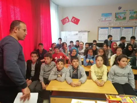 Sevinçli Şehit Mehmet Erdoğan Ortaokulu - kudüsle ilgili konferans