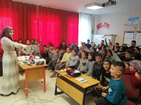 Sevinçli Şehit Mehmet Erdoğan Ortaokulu - kudüsle ilgili konferans