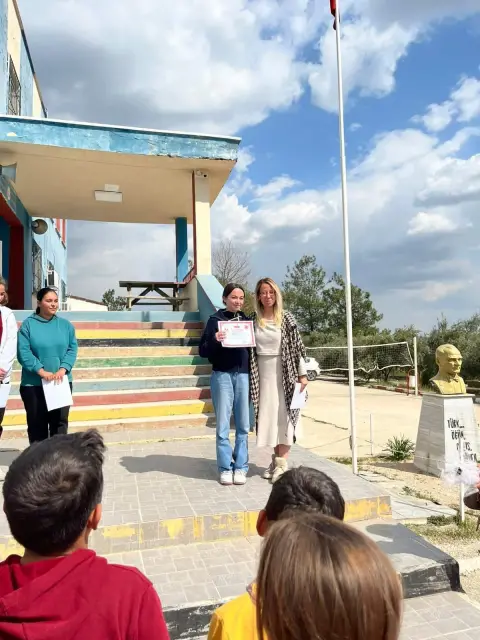 Üçtepe Ortaokulu - Albüm