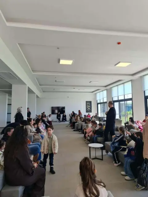 Yunus Emre Anaokulu - Albüm