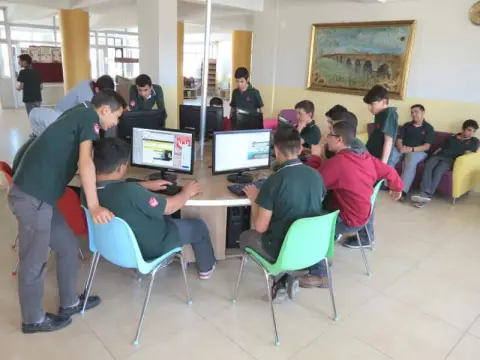 Ömer Nasuhi Bilmen Anadolu İmam Hatip Lisesi - foto galeri