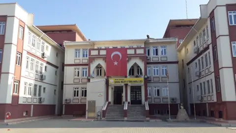 Karaisalı Mesleki ve Teknik Anadolu Lisesi - OKULUMUZ