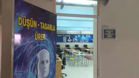 Karataş Borsa İstanbul Çok Programlı Anadolu Lisesi - OKUL FOTO 2019