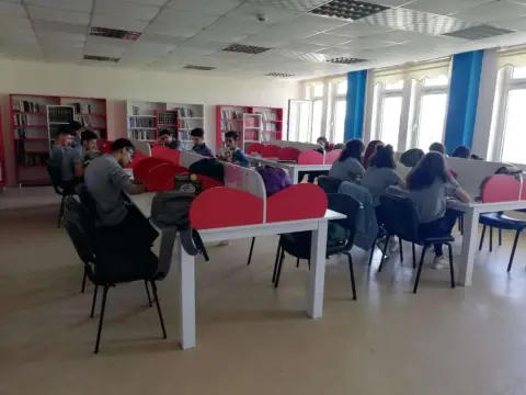 Karataş Borsa İstanbul Çok Programlı Anadolu Lisesi - OKUL FOTO 2019