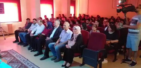Karataş Borsa İstanbul Çok Programlı Anadolu Lisesi - Şiir Dinletisi
