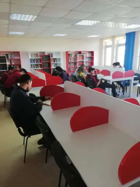 Karataş Borsa İstanbul Çok Programlı Anadolu Lisesi - OKUL FOTO 2019