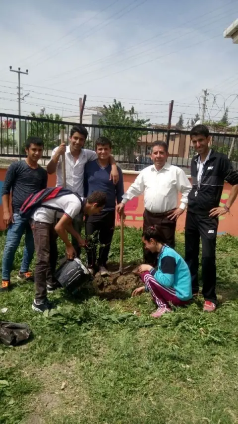 Kaymakam Gürbüz Karakuş Ortaokulu - Okulumuzdan Eski Resimler