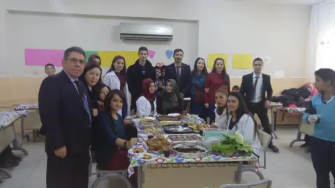 Kaymakam Gürbüz Karakuş Ortaokulu - Okulumuzdan Eski Resimler
