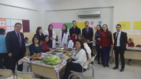 Kaymakam Gürbüz Karakuş Ortaokulu - Okulumuzdan Eski Resimler