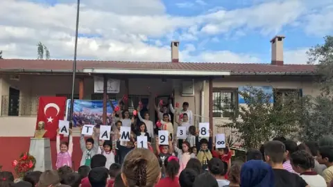 Kızıllar Ortaokulu - Okulumuzdan Kareler