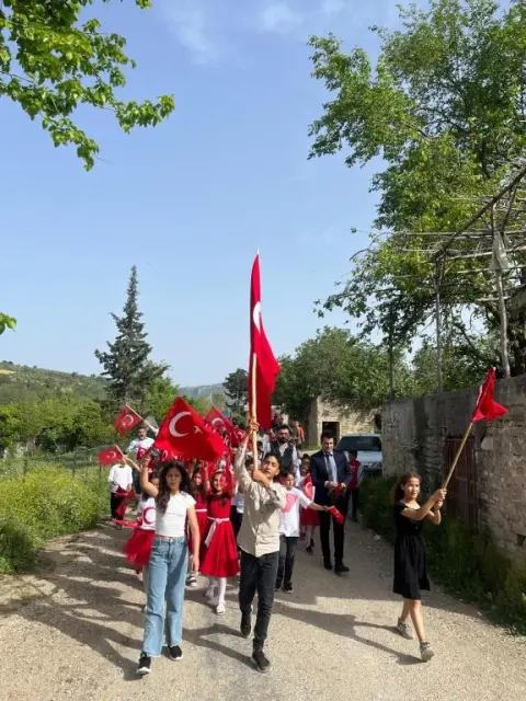 Kızıllar Ortaokulu - Okulumuzdan Kareler
