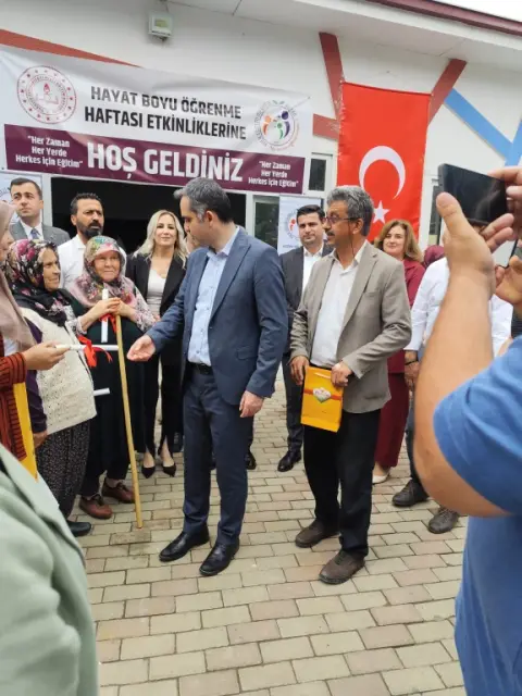 Kozan Halk Eğitimi Merkezi - Sergi 2025