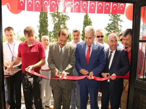 Kozan Şehit Öğretmen Lütfi Ölmez Ortaokulu - Tübitak 4006 Bilim Fuarı