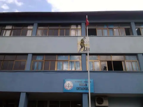 Kozan Şehit Öğretmen Lütfi Ölmez Ortaokulu - Okulumuzdan kareler