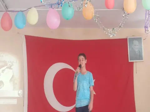 Kozan Şehit Öğretmen Lütfi Ölmez Ortaokulu - Şiir Dinletisi